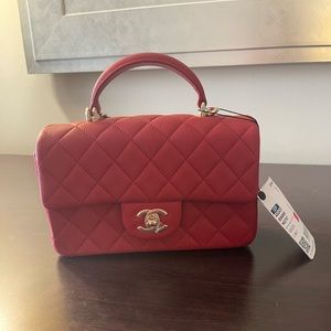 22p Chanel flap mini top handle